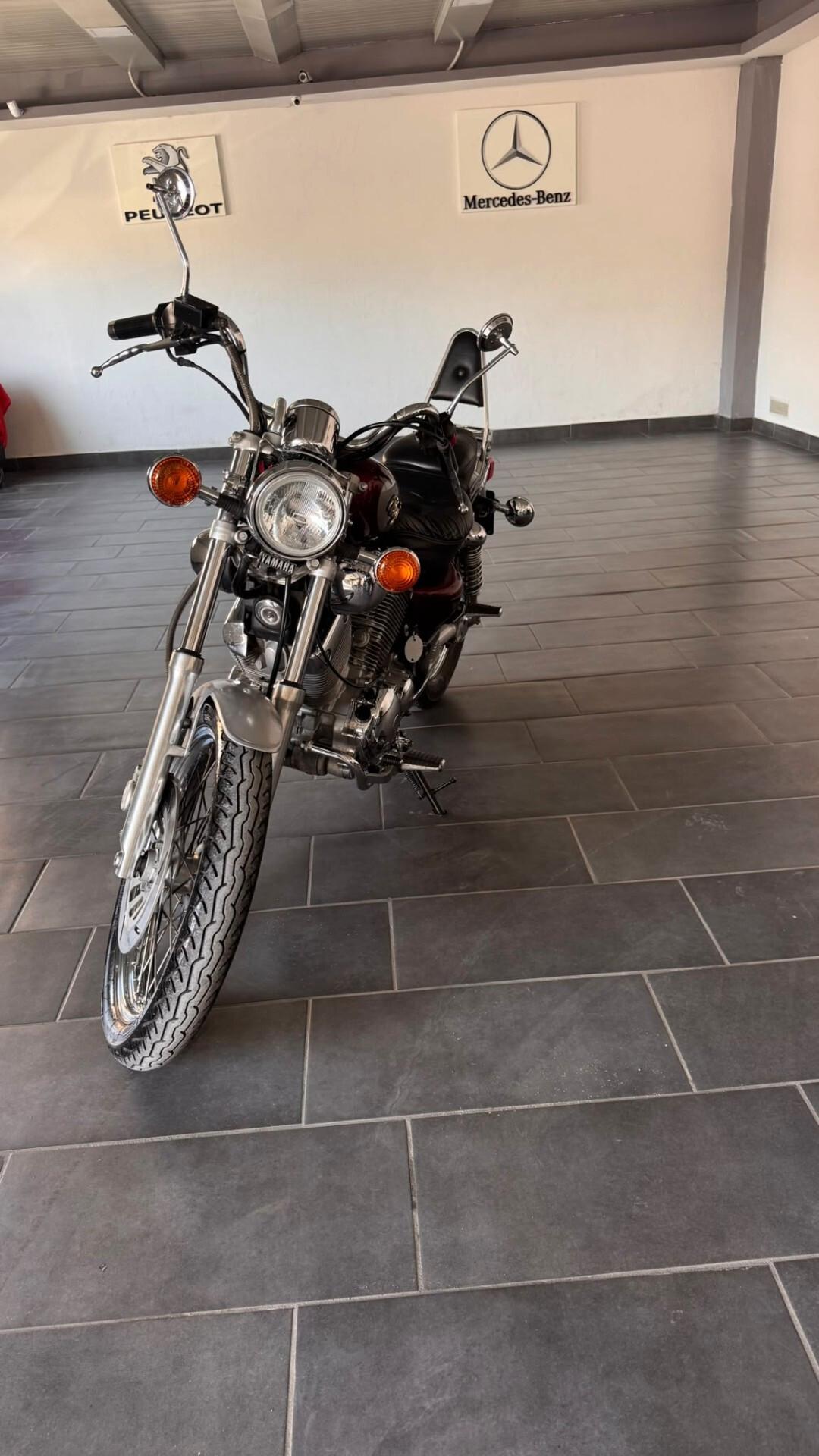Yamaha Virago 535 Pari al nuovo