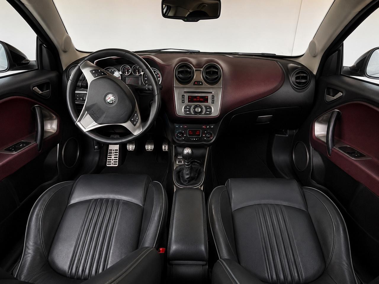 Alfa Romeo MiTo 1.4 T 155 CV Distinctive Sport Pack