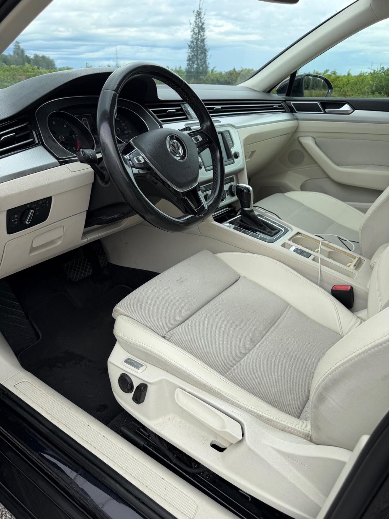 Volkswagen Passat 2.0 TDI DSG Comfortline BlueMotion Technology