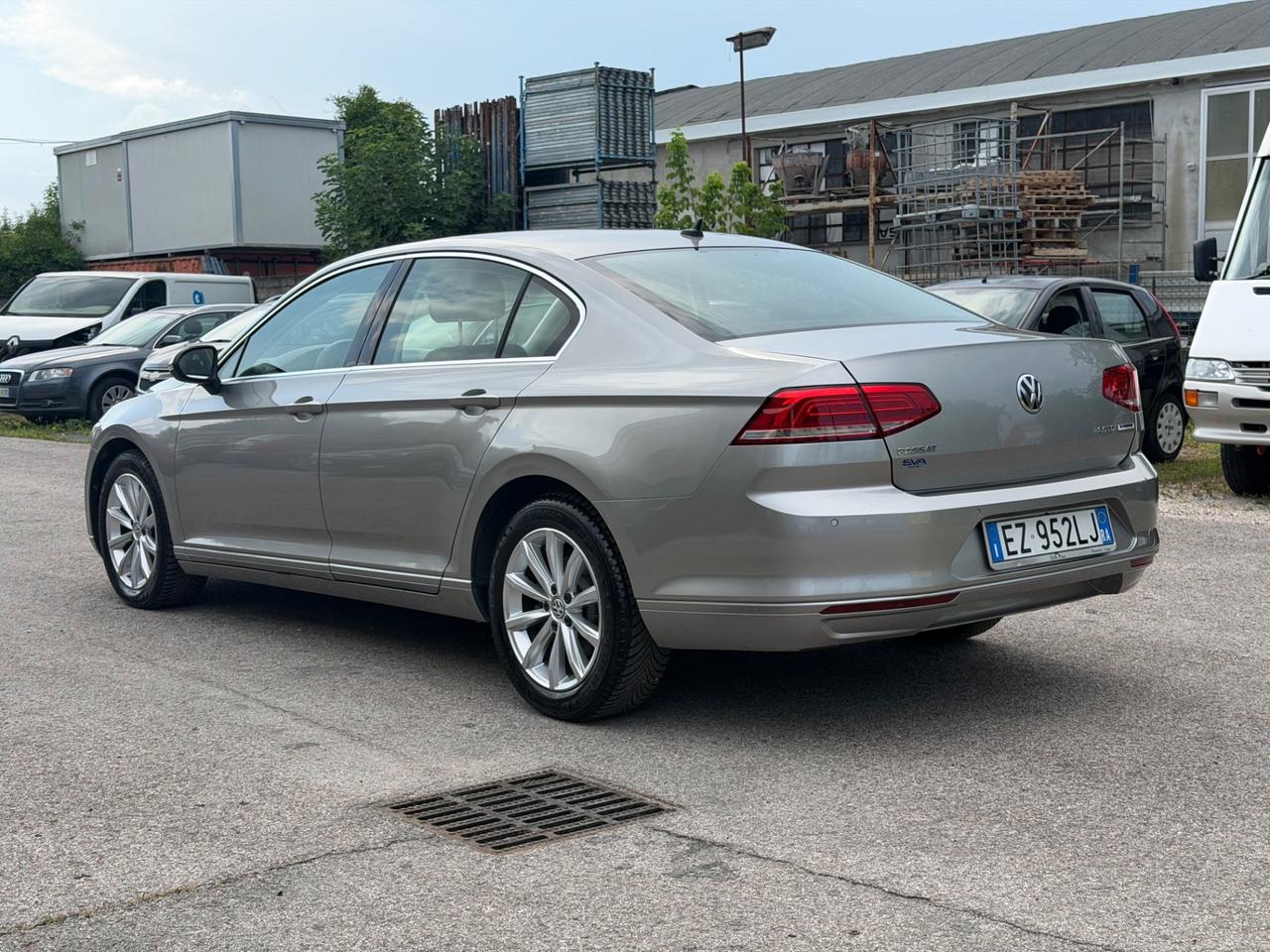 Volkswagen Passat 2.0 TDI DSG Comfortline BlueMotion Technology