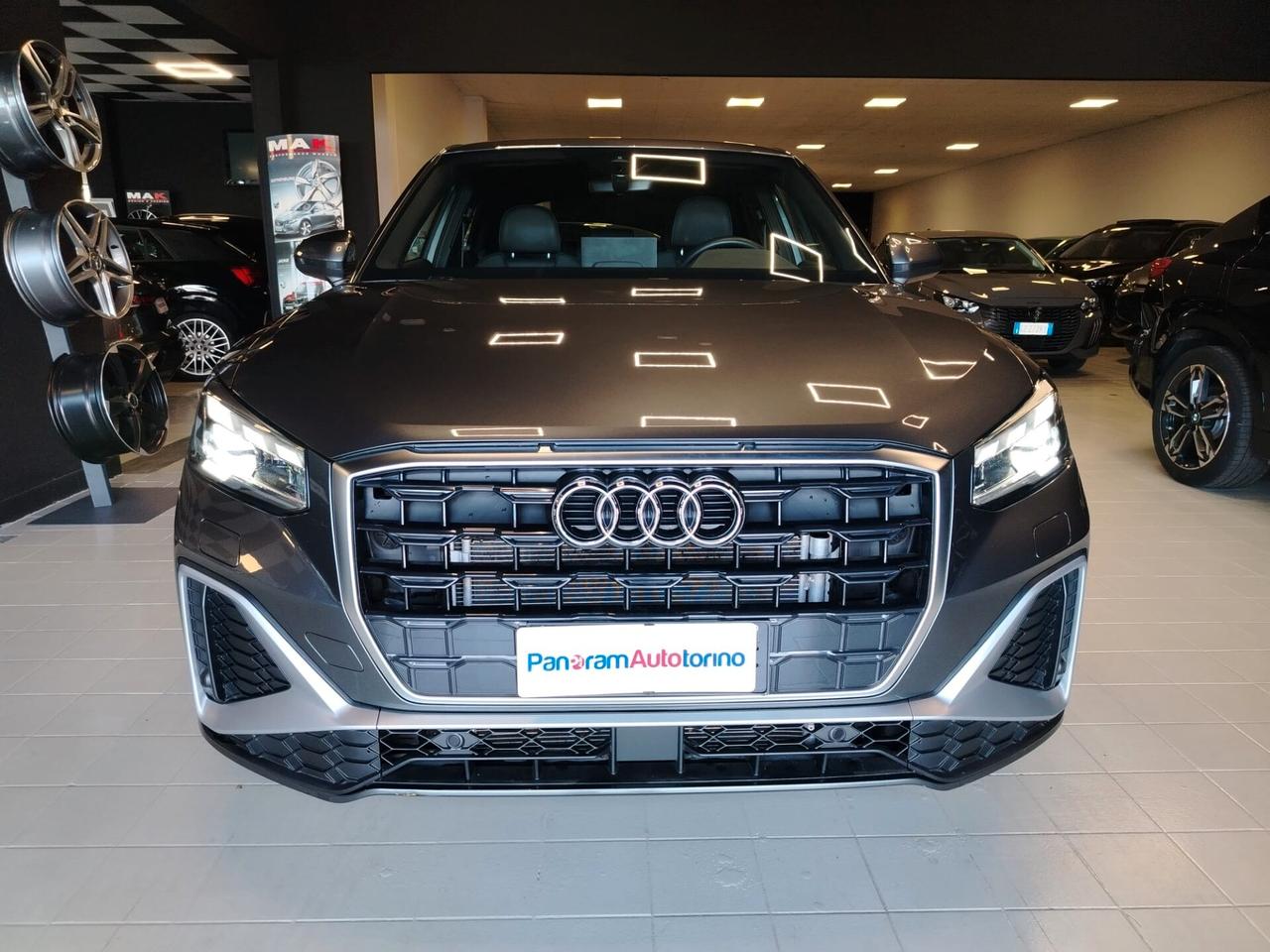 AUDI Q2 Q2 35 TDI S tronic Identity Black