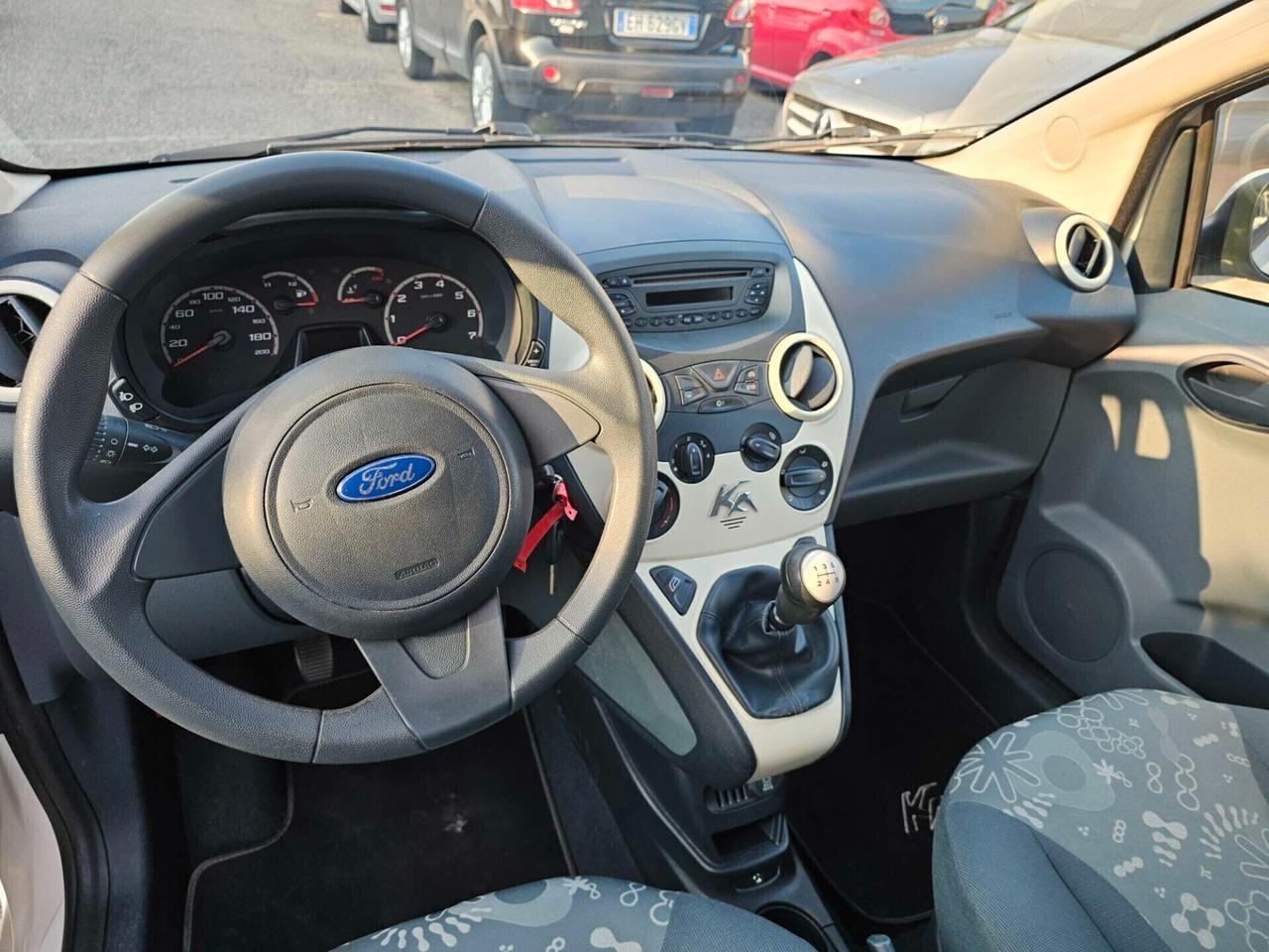 Ford Ka 1.2 8V 69CV Titanium Neopatentati