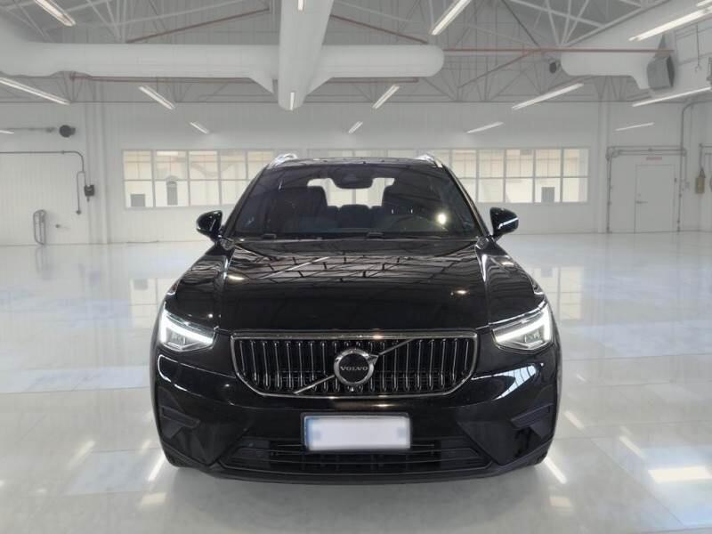 VOLVO XC40 T4 PLUG-IN AUTOCARRO N1