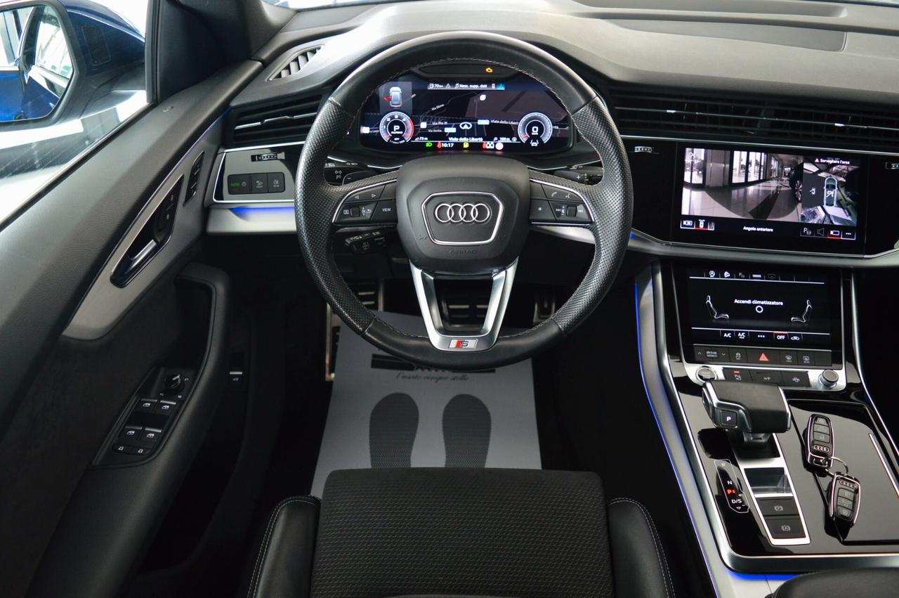 Audi Q8 45 TDI mhev Quattro tiptronic Sline
