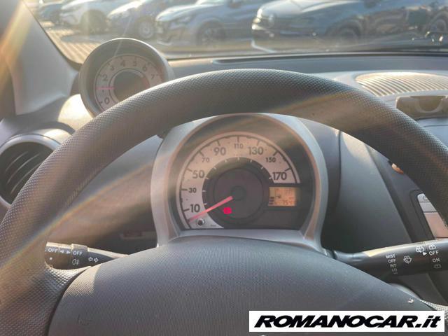 PEUGEOT 107 1.0 68CV 5p. Sweet Years 2Tronic