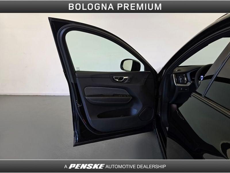 Volvo XC60 XC60 B4 (d) AWD Geartronic R-design