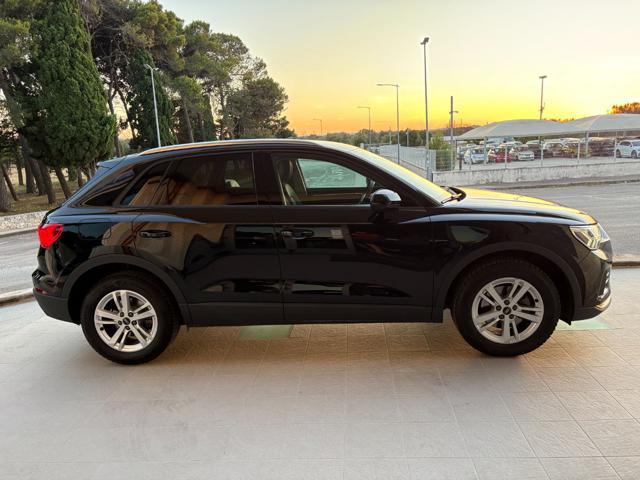 AUDI Q3 35 TDI 150 CV S tronic Business FARI FULL LED