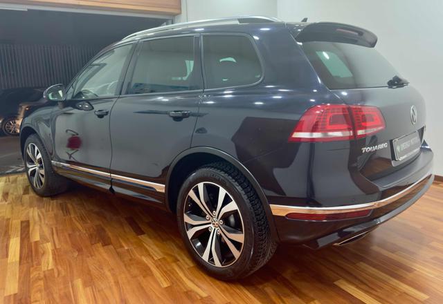 VOLKSWAGEN Touareg 3.0 TDI 204 CV tiptronic BlueMotion Sport R-LINE