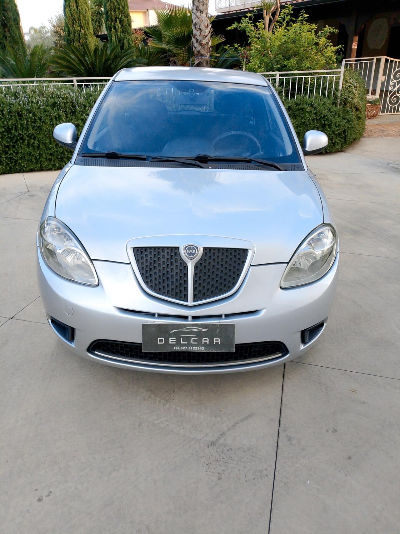Lancia Ypsilon 1.4 Platino Ecochic GPL