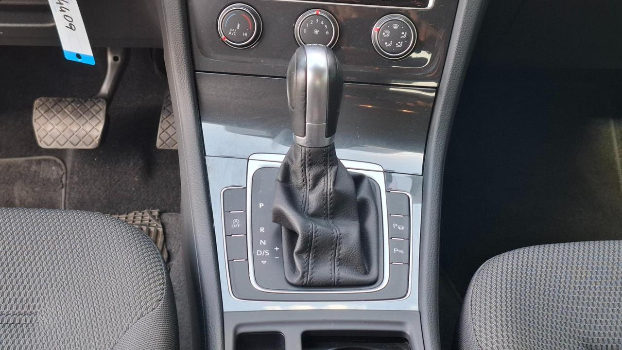 Volkswagen Golf 5 Porte Golf 5p 1.6 tdi Business 115cv dsg