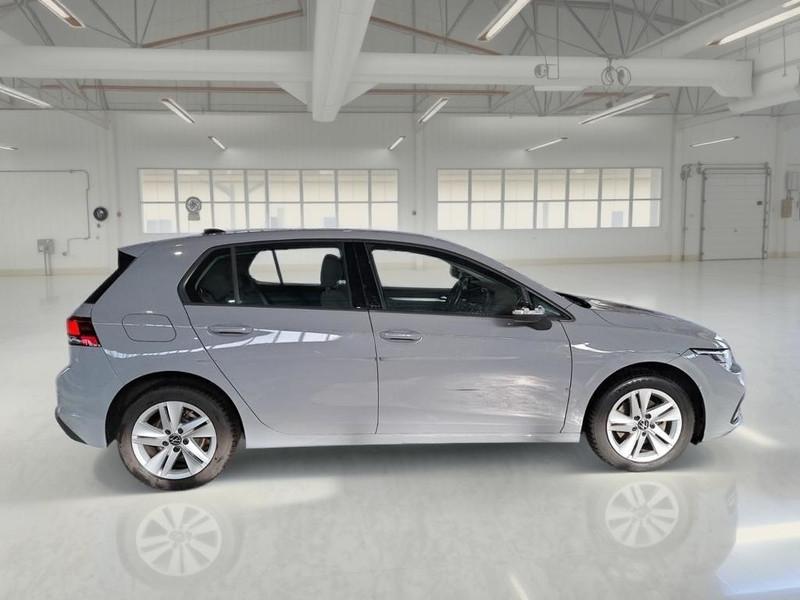 VOLKSWAGEN GOLF VIII 2.0 TDI SCR 85kW Life DSG 5 PORTE