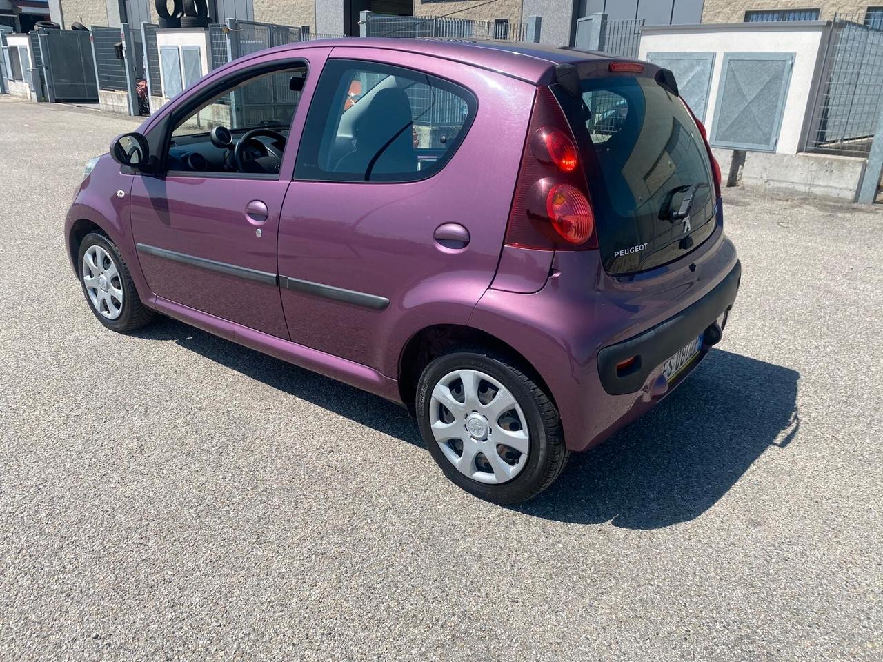 Peugeot 107 1.0 68CV 5p. Superga ADATTA AI NEOPATENTATI