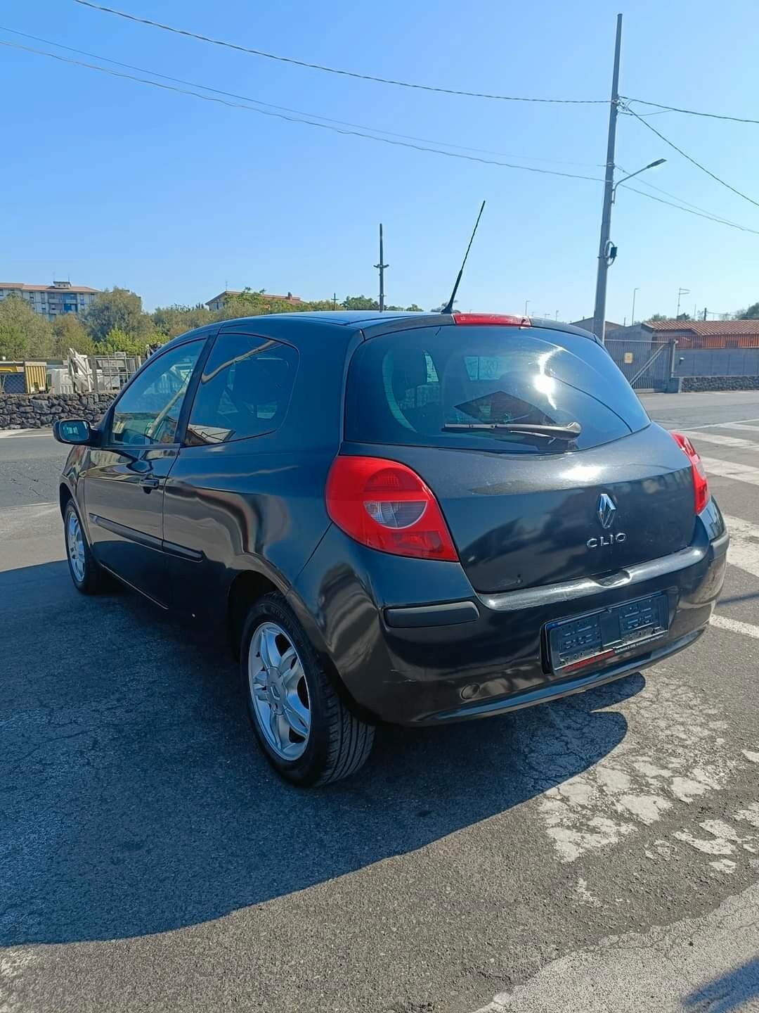 Renault Clio Storia 1.2 3 porte Dynamique