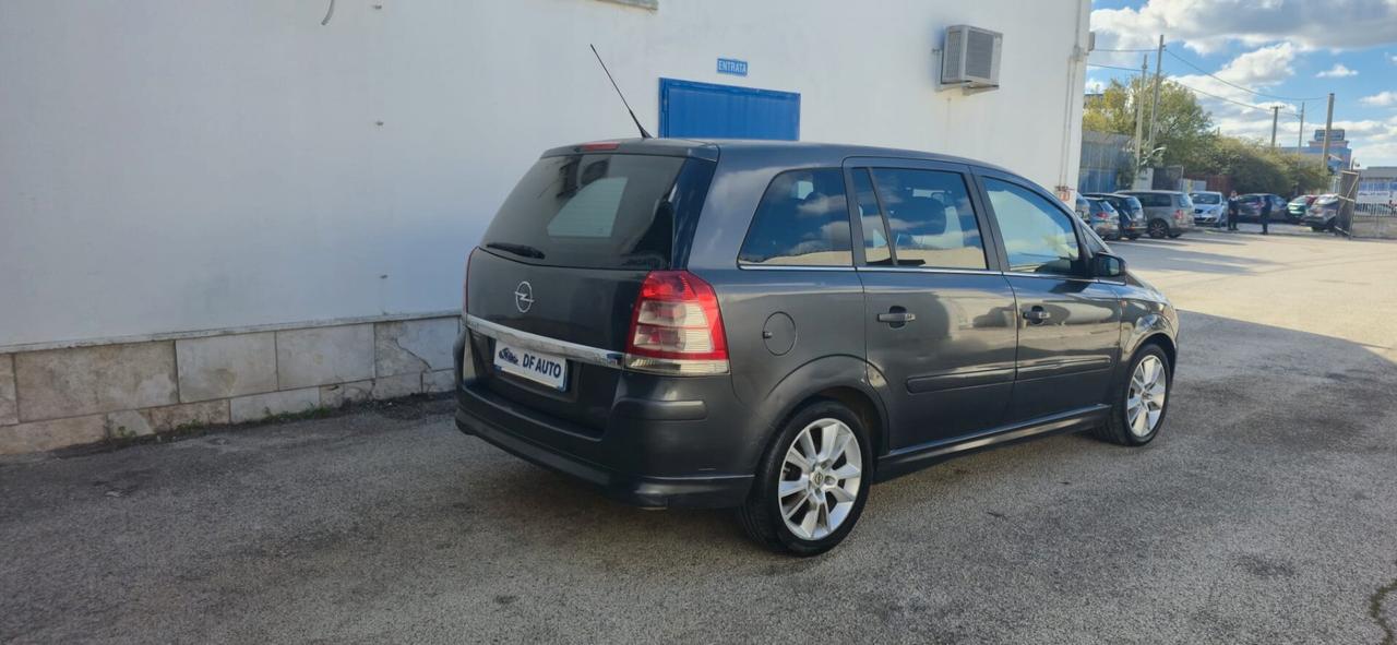 Opel Zafira 1.9 16V CDTI 150CV Cosmo