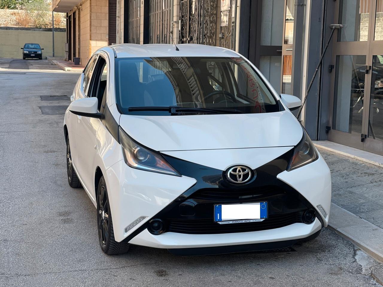 Toyota Aygo 1.0 VVT-i 72 CV 5 porte x-cool