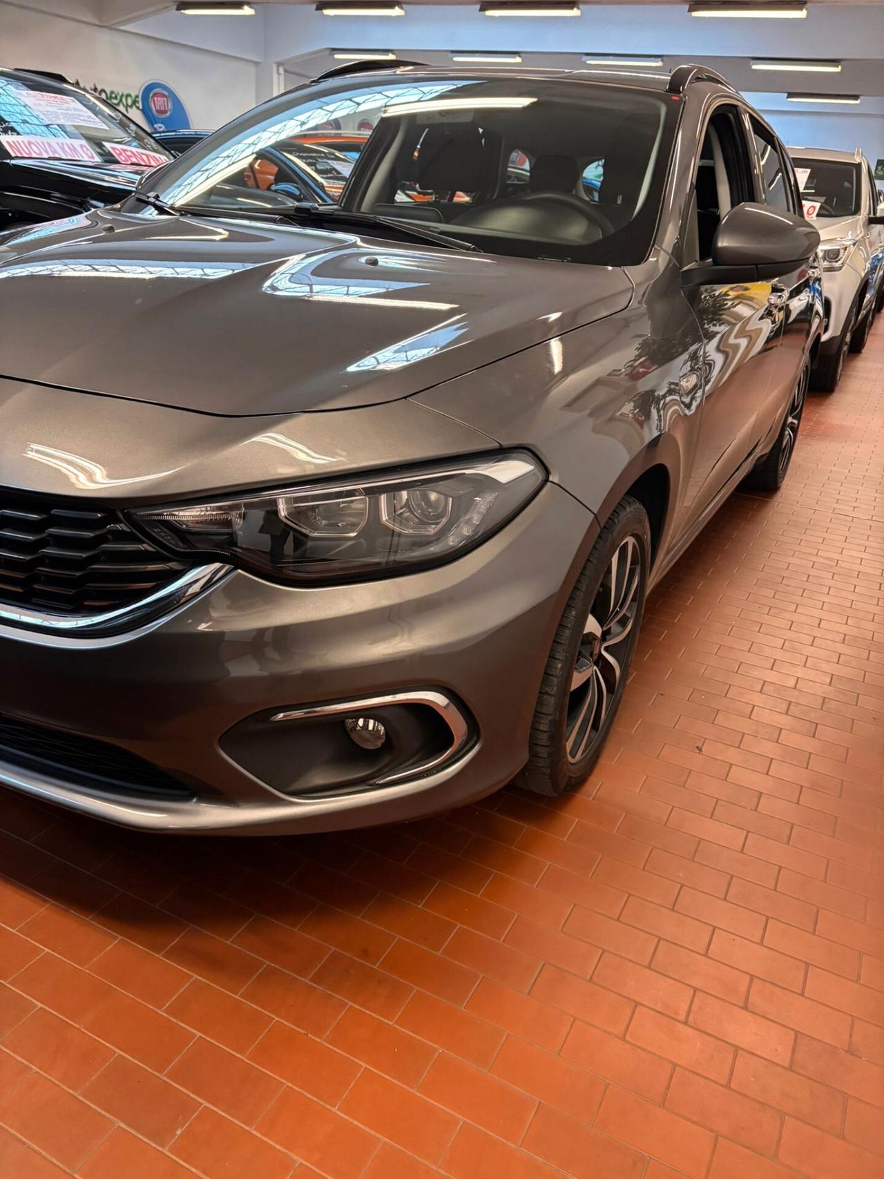 Fiat Tipo 1.6 Mjt S&S SW Lounge