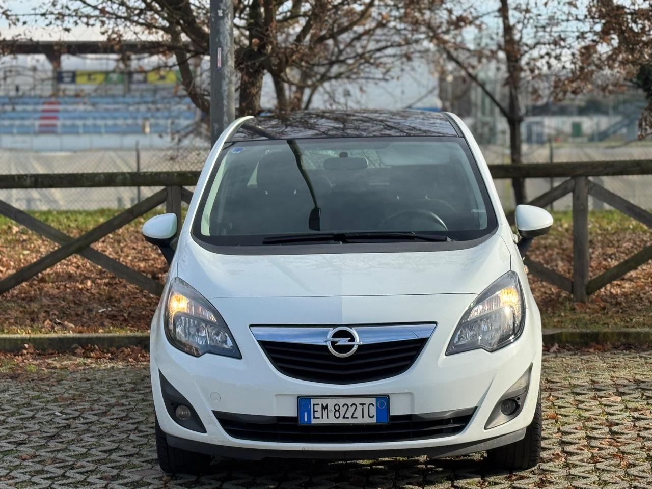 Opel Meriva 1.7 CDTI 110CV b-color Panoramic