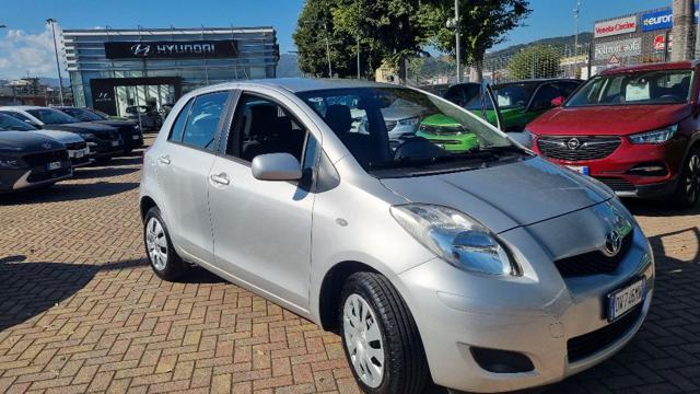 TOYOTA Yaris 1.0 5 porte Sol