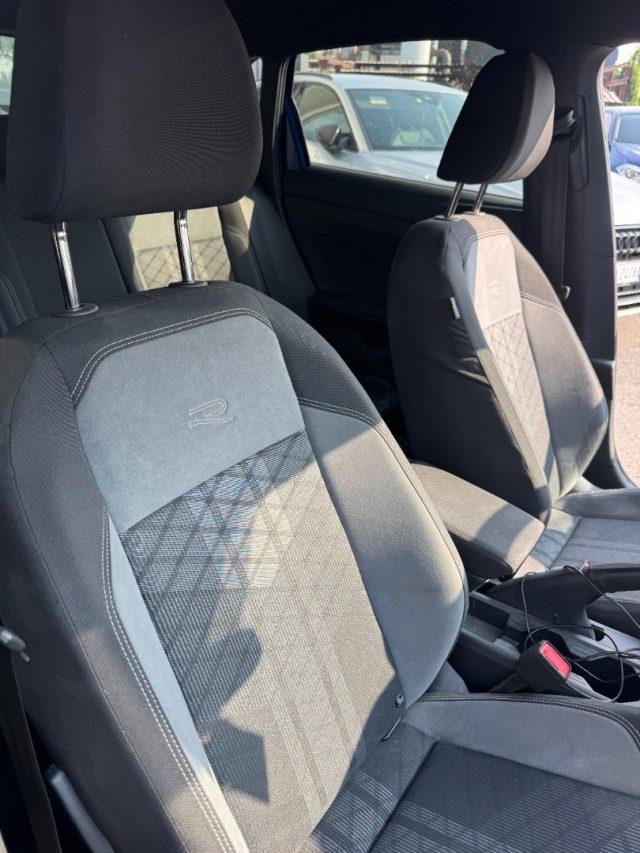 VOLKSWAGEN Polo 1.0 TSI R-Line ***Neopatentati***