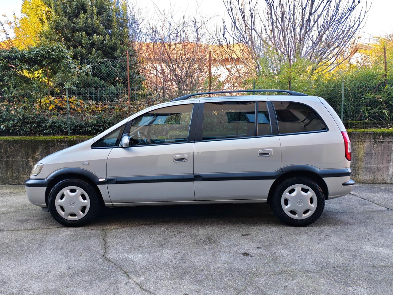 Opel Zafira 1.6 BENZINA 100cv / Uniproprietario