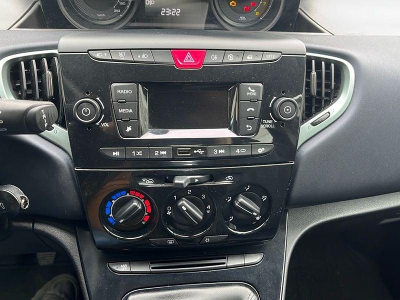 Lancia Ypsilon Ypsilon 1.0 FireFly 5 porte S&S Hybrid Oro