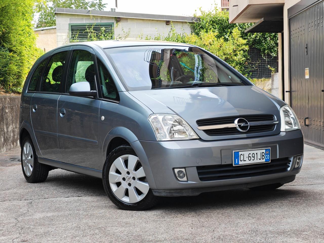 Opel Meriva 1.6 BENZINA 100cv COSMO / Neop.
