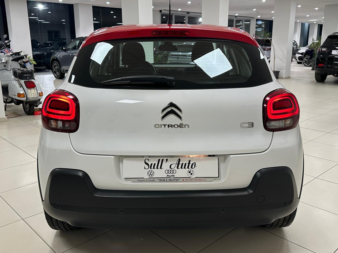 Citroen C3 BlueHDi 100 S&S Shine PACK - 2018