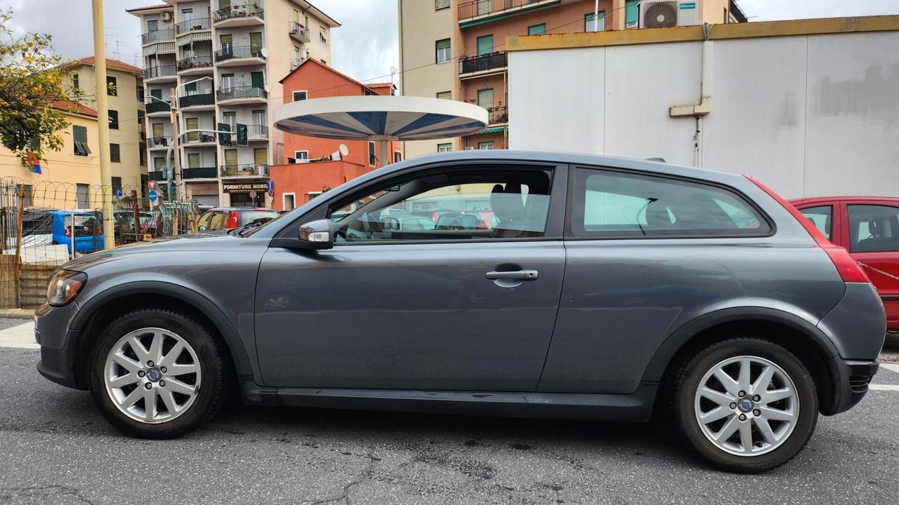 Volvo C30 1.6 Momentum