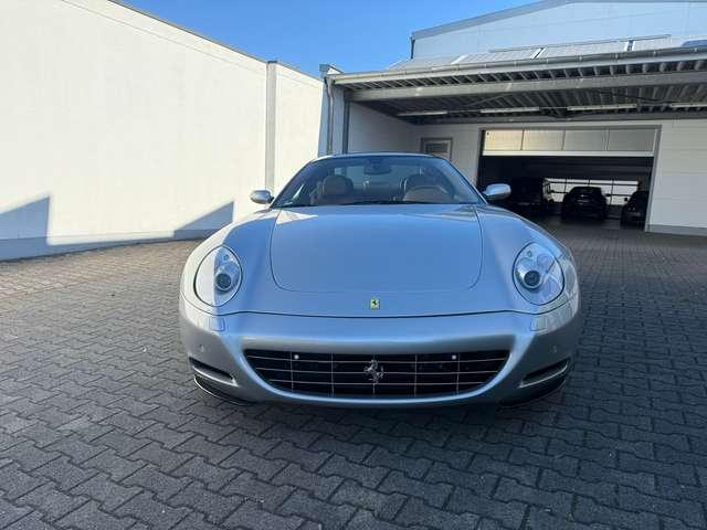 Ferrari 612 Scaglietti F1 one to One