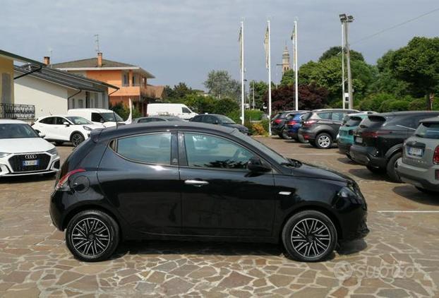 LANCIA Ypsilon 1.0 FireFly 5 porte S&S Hybrid Ec