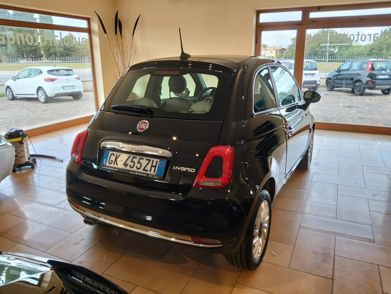 Fiat 500 1.0 Hybrid Dolcevita solo 11000km