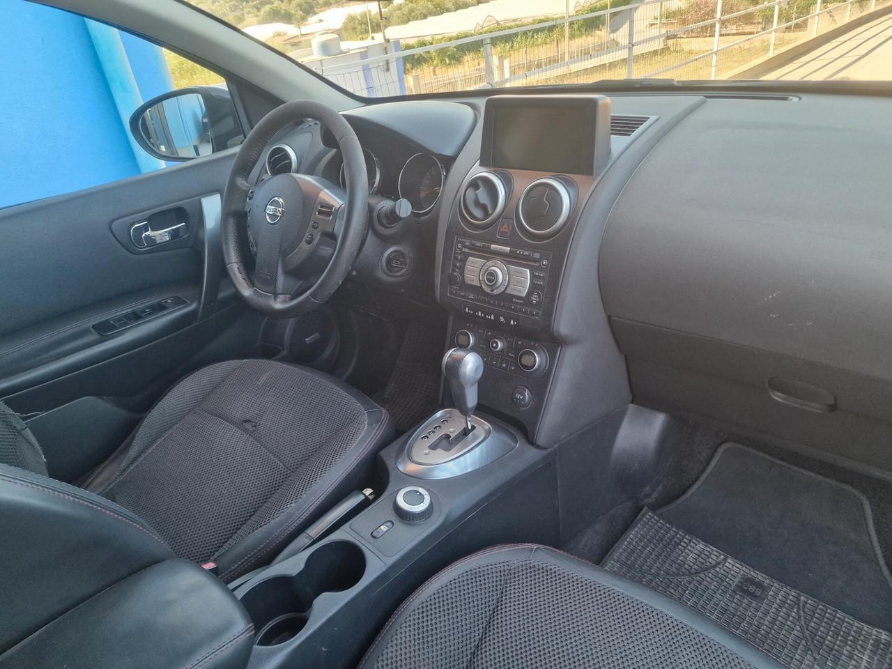 Nissan Qashqai 2.0 dCi DPF 4WD Tekna