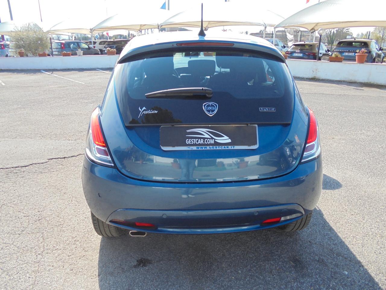 Lancia Ypsilon 1.0 FireFly 5 porte S&S Hybrid Gold
