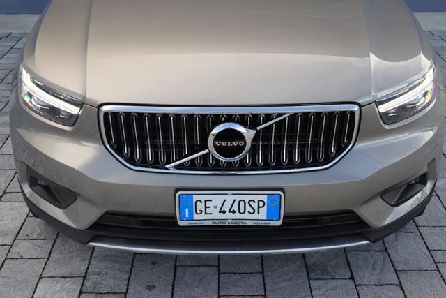 VOLVO XC40 T4 Recharge Plug-in Hybrid Inscription Expression