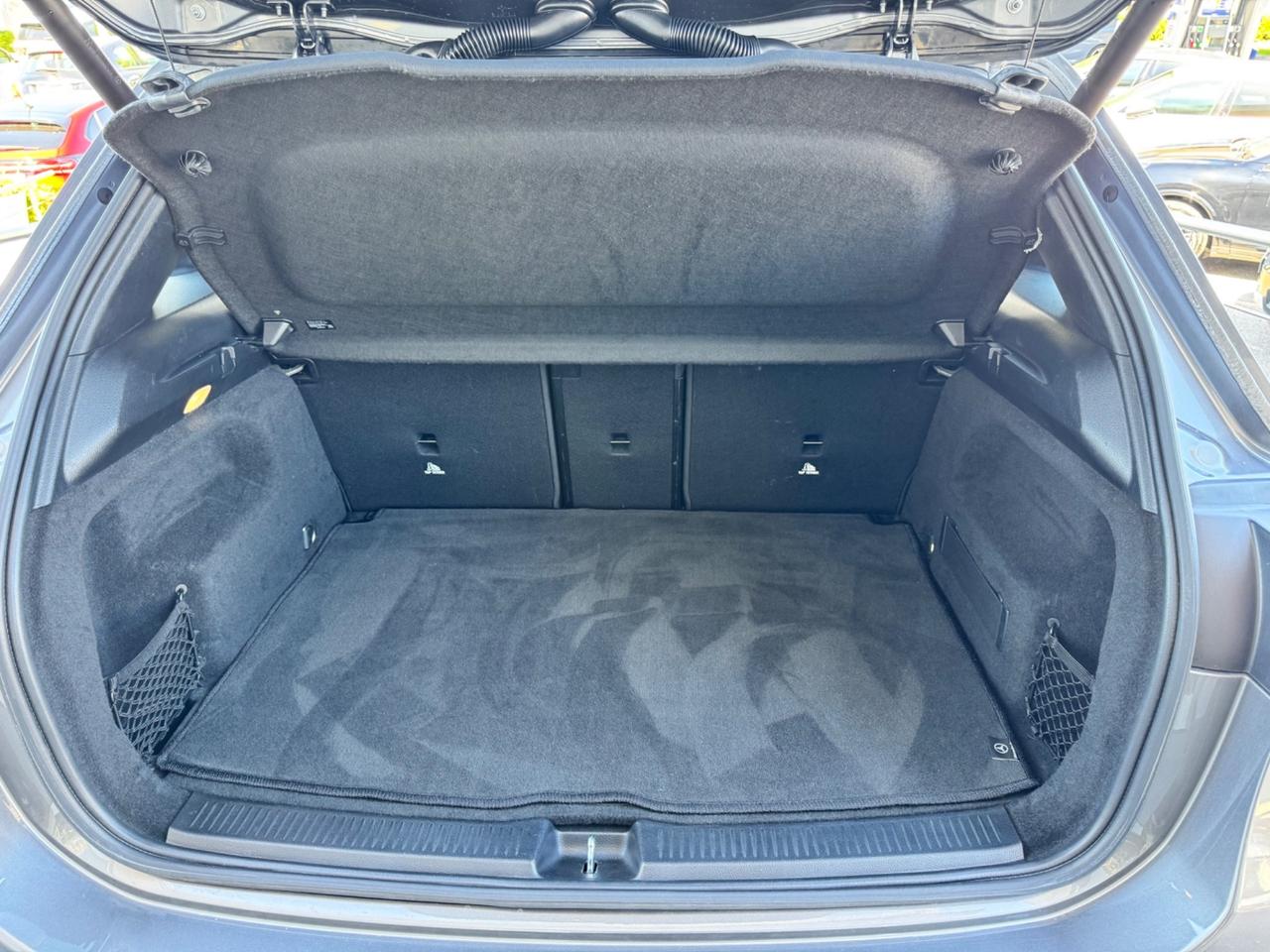 Mercedes-benz B 180 d Automatic Premium open edition