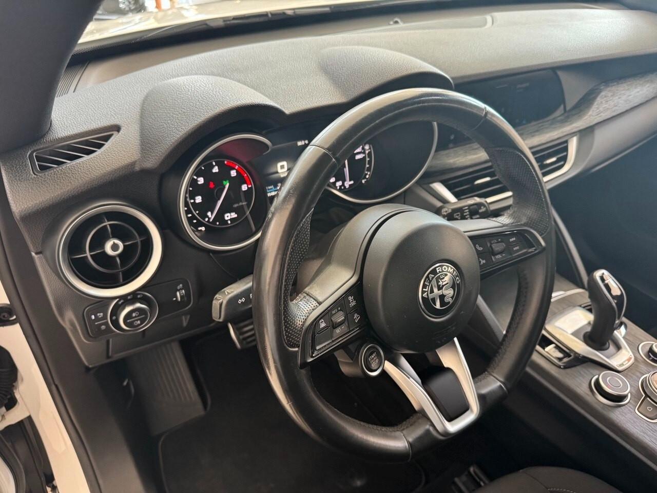 Alfa Romeo Stelvio 2.2 Turbodiesel 190 CV AT8 RWD Business