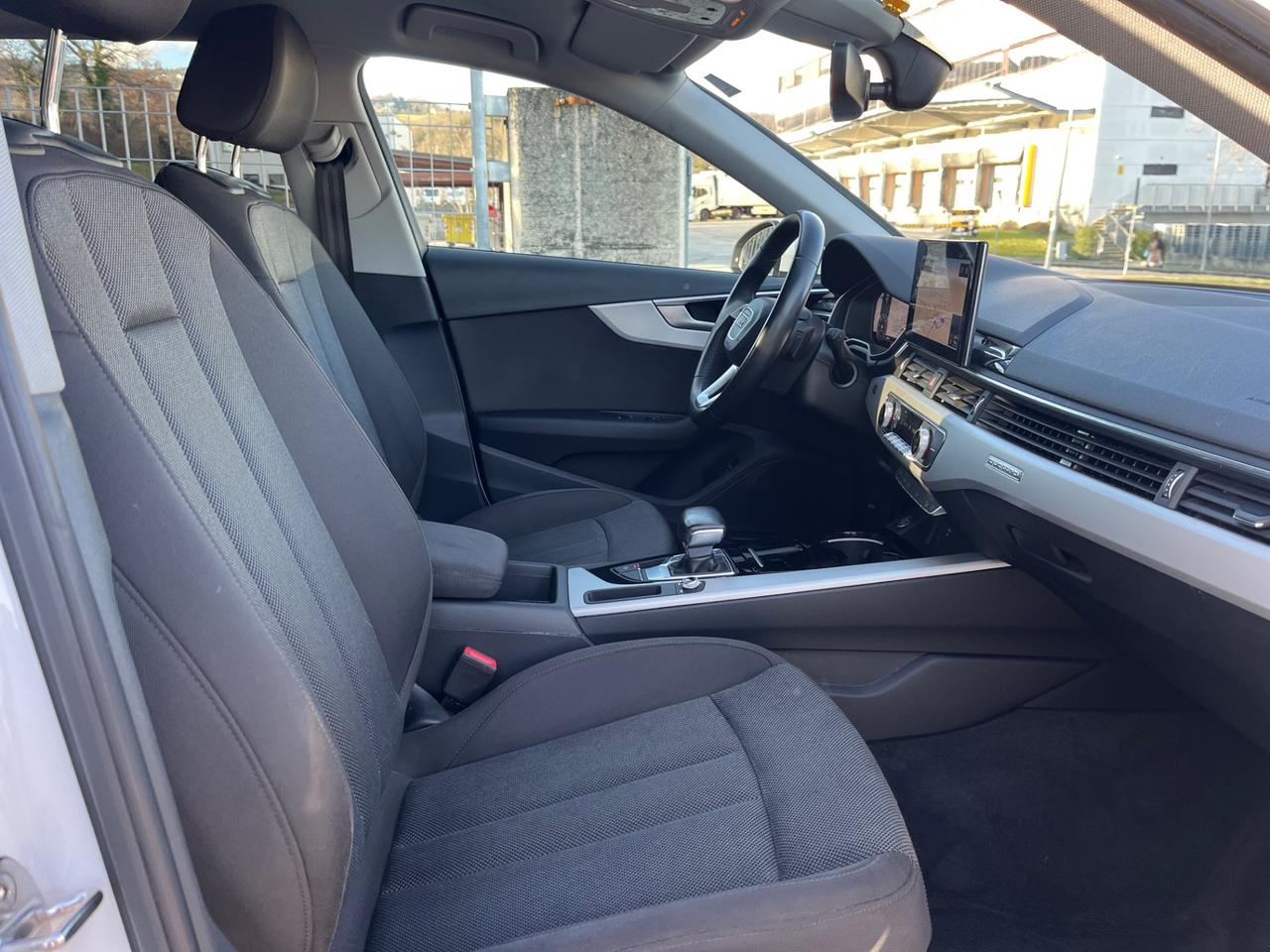 Audi A4 allroad 40 TDI 204 CV S tronic Identity Contrast