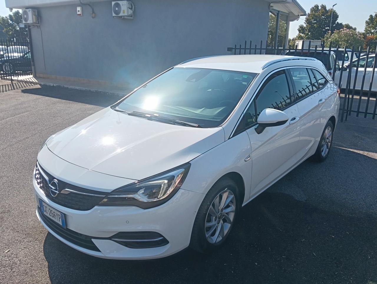 Opel Astra 1.5 CDTI 122 CV S&S Sports Tourer Business Elegance Aziendale