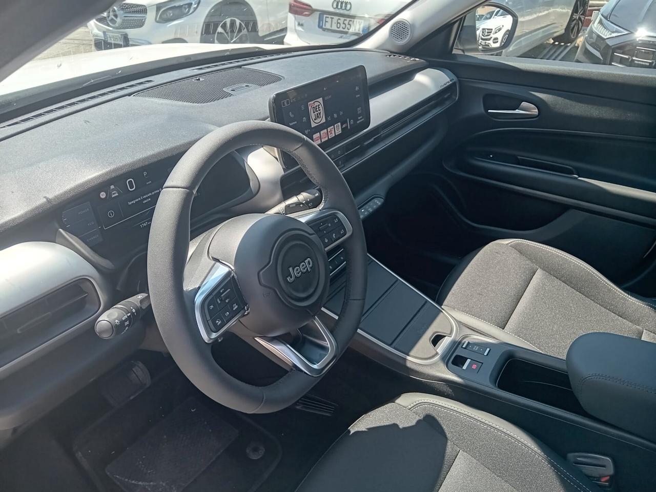 Jeep Avenger 1.2 Turbo 100 CV MHEV Summit
