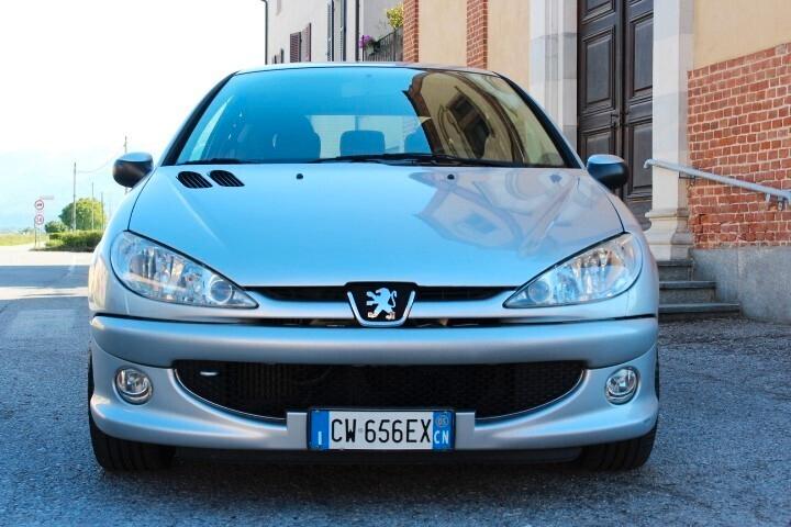 Peugeot 206 1.6 HDi Sweet Years 8 gomme invernali\termiche su cerchio clima unica proprietaria distribuzione ok