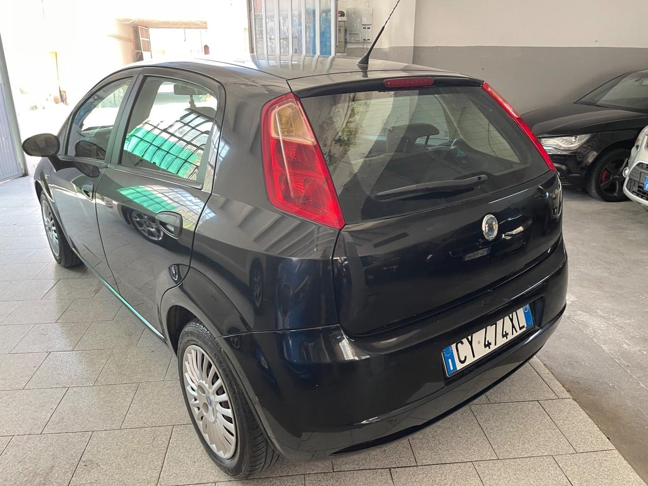 Fiat Grande Punto 1.3 MJT 75 CV 5 porte Active