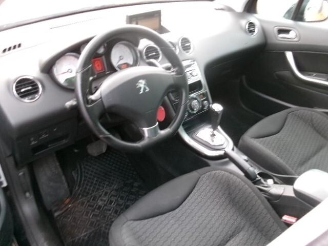 Peugeot 308 1.6 8V e-HDi 112CV Stop&Start robotiz. SW Allure