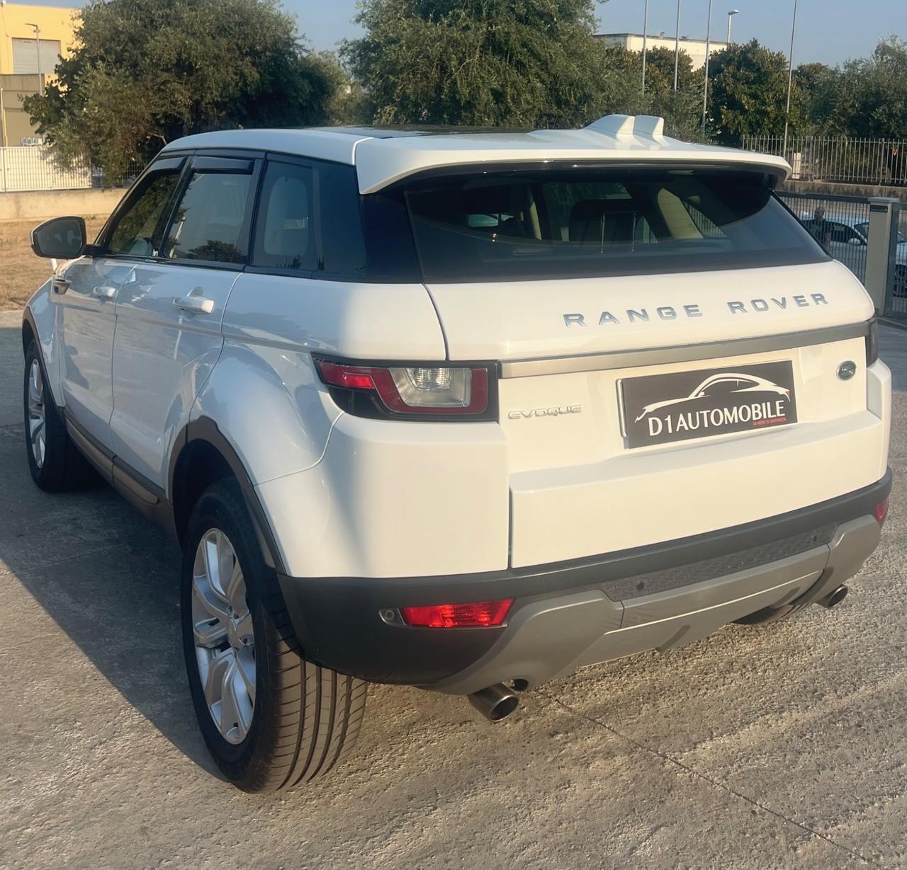 Land Rover Range Evoque 2.0 TD4 150 CV 5p. SE