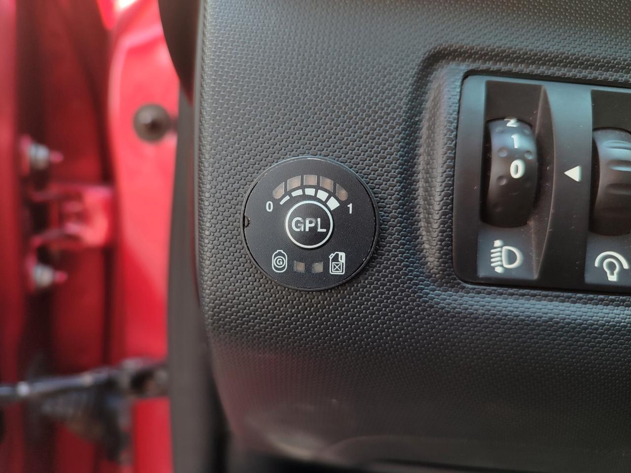 Renault Clio 1.2 GPL BOMBOLA RINNOVATA OK NEOP PROMO