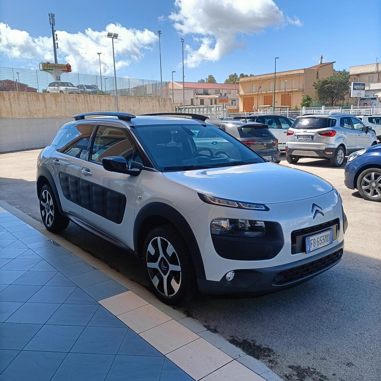 Citroen C4 Cactus BlueHDi 100 Shine