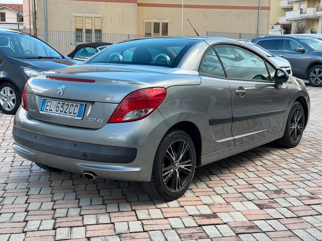 Peugeot 207 1.6 8V HDi 112CV CC Allure