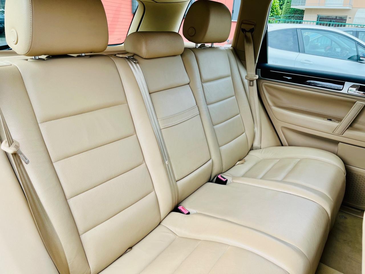 Volkswagen Touareg 3.0 TDI V6 240cv Executive