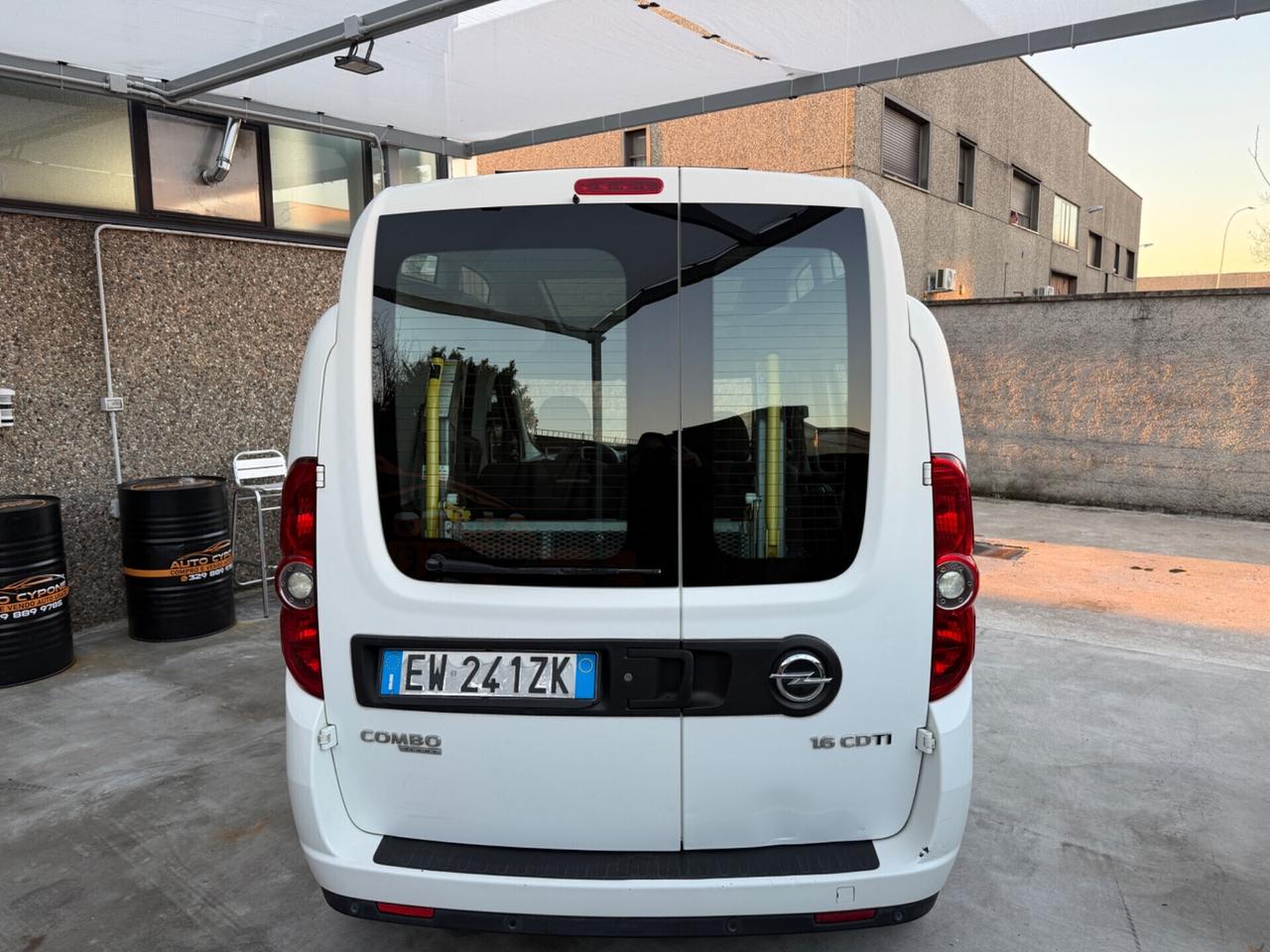 OPEL COMBO 1.6CDTI TETTO ALTO PEDANA OMOLOGATA DISABILI