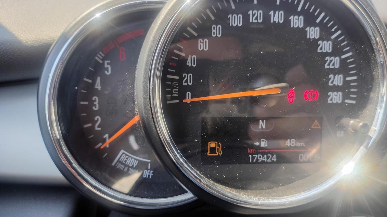 Mini 1.5 Cooper D 5 Porte