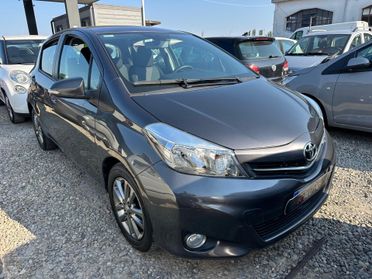 Toyota Yaris 1.0 5 porte Lounge neopatentati